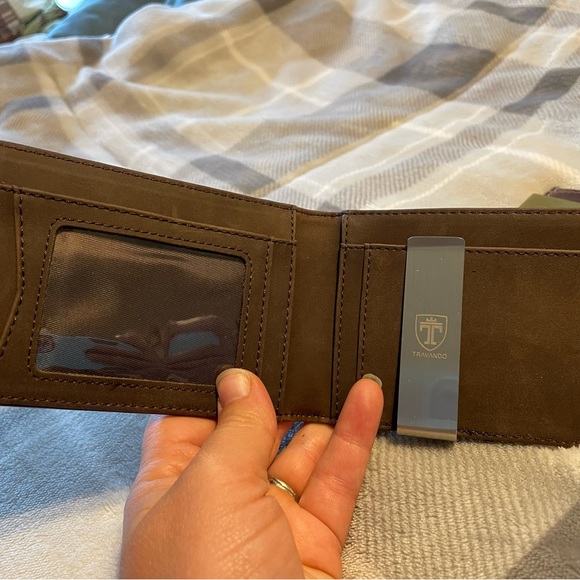 Genuine Leather Wallet Bundle! Buxton, Fossil, Buffalo Billfold Company & more - Picture 11 of 12
